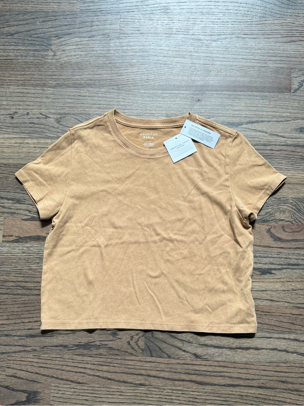 NWT American Eagle Cropped Tee!